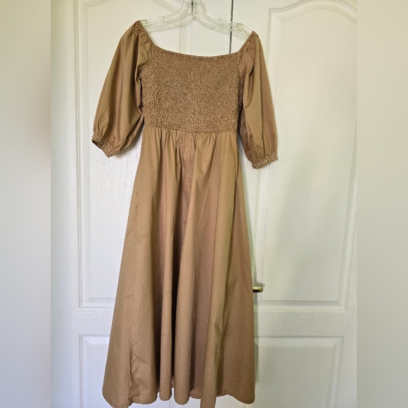 EUC Old Navy Fit & Flare Puff Sleeve Smocked Bodice Maxi Dress, Size S - Picture 5 of 8